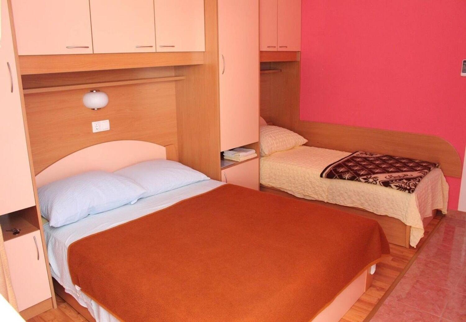 Apartments Vinko วีร์ ภายนอก รูปภาพ