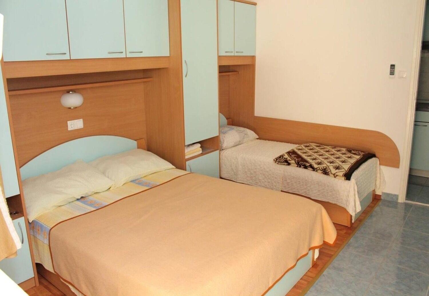 Apartments Vinko วีร์ ภายนอก รูปภาพ